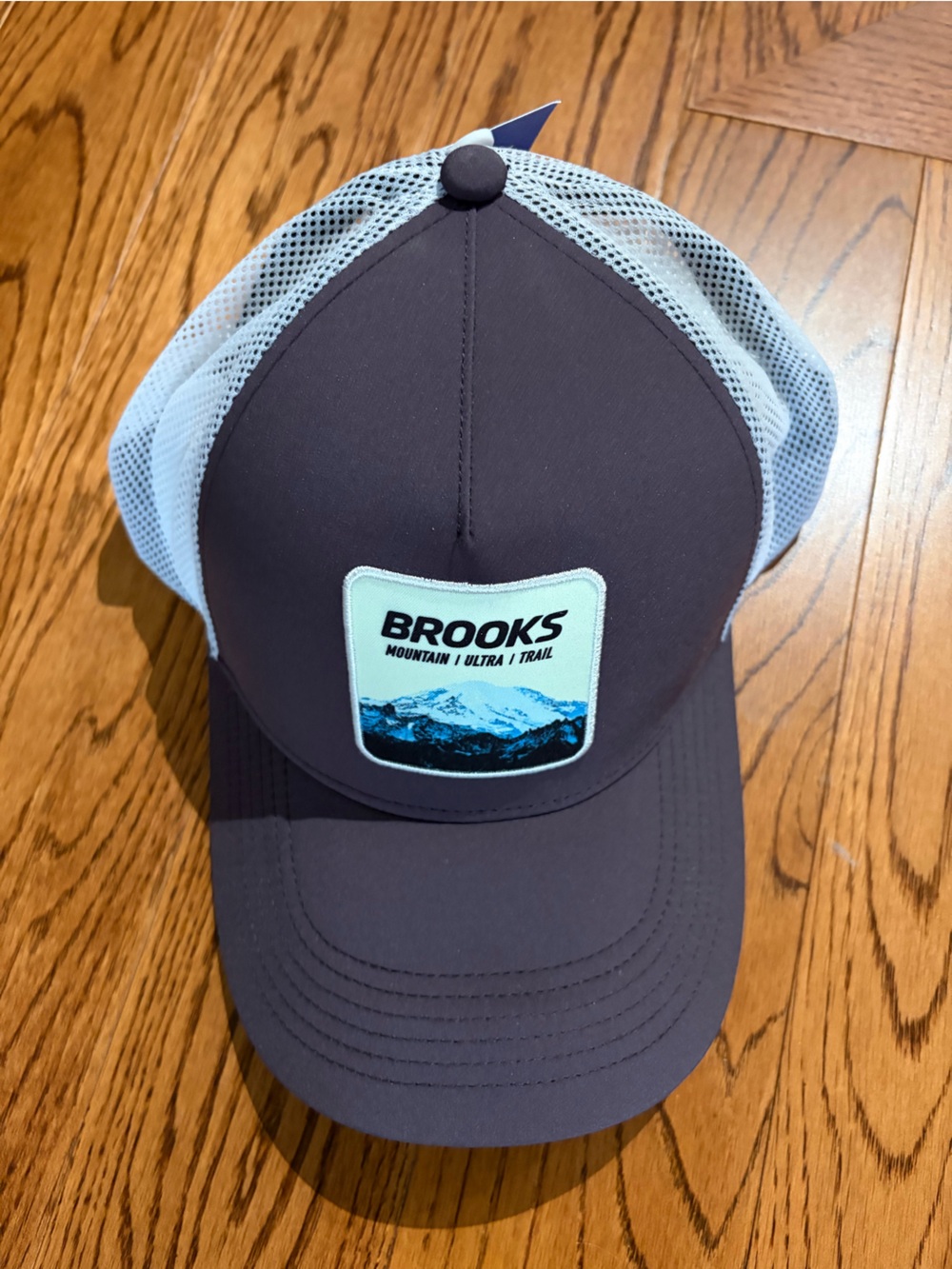 Brooks Navy & White Mesh Snapback Cap